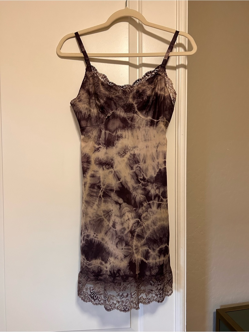 🍦☀️💜Chic Summer Sexy Purple Tie-Dye Lace Slip Dress 💜🍦☀️